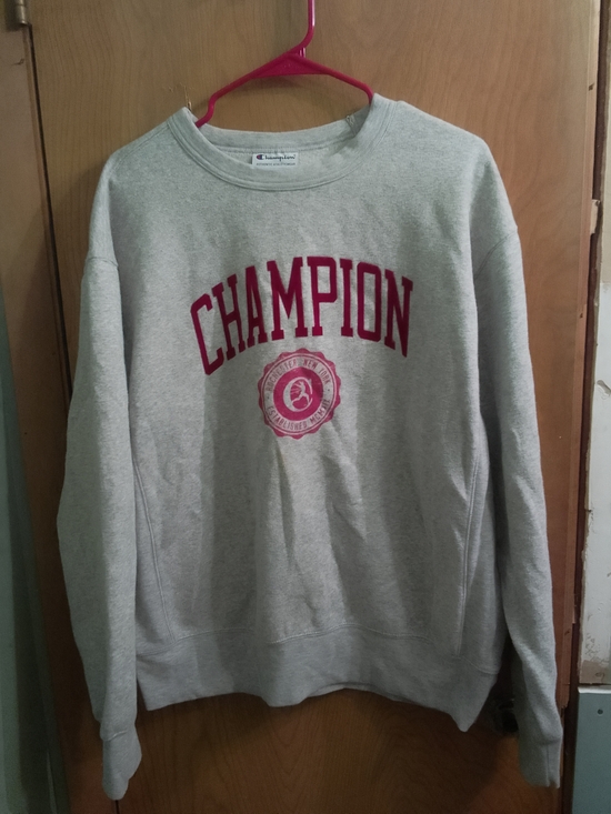Champion Tops - Champion Light Gray Sweatshirt with Maroon Logo Y2K Size Large